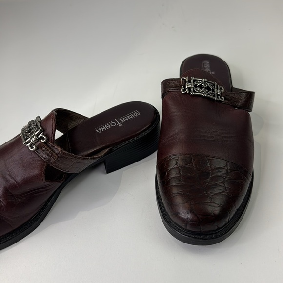 Minnetonka Women’s Brown Leather Slip on Mule size 9 - Picture 7 of 14